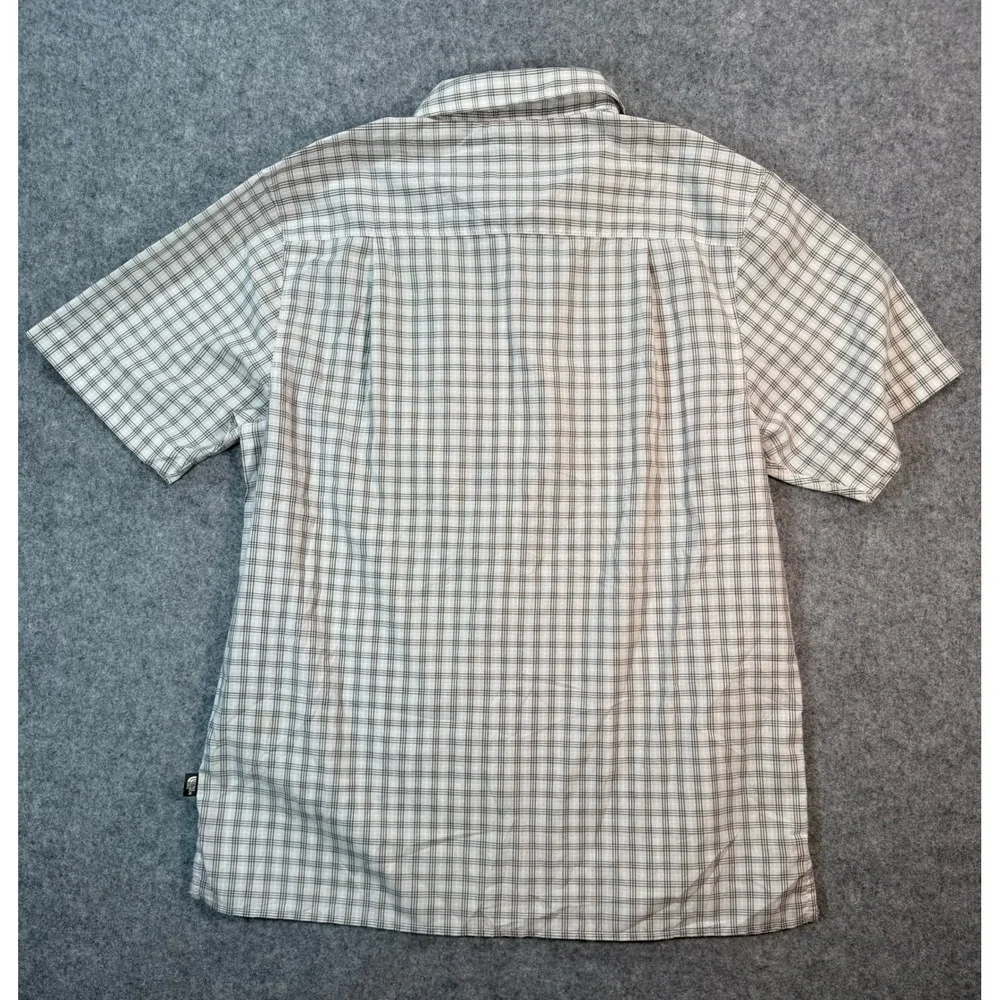 The North Face Mens Gray Plaid Short Sleeve Button Down Hiking Shirt Size Medium